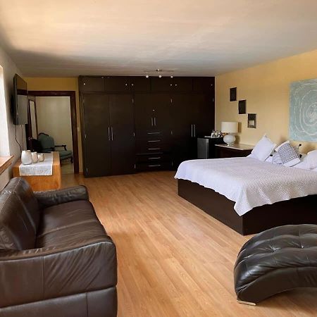 Casa Galeana- Tropical 1-Bd 1-Wc Mountain Top Luxury Suite With Stunning Views 아히힉 외부 사진