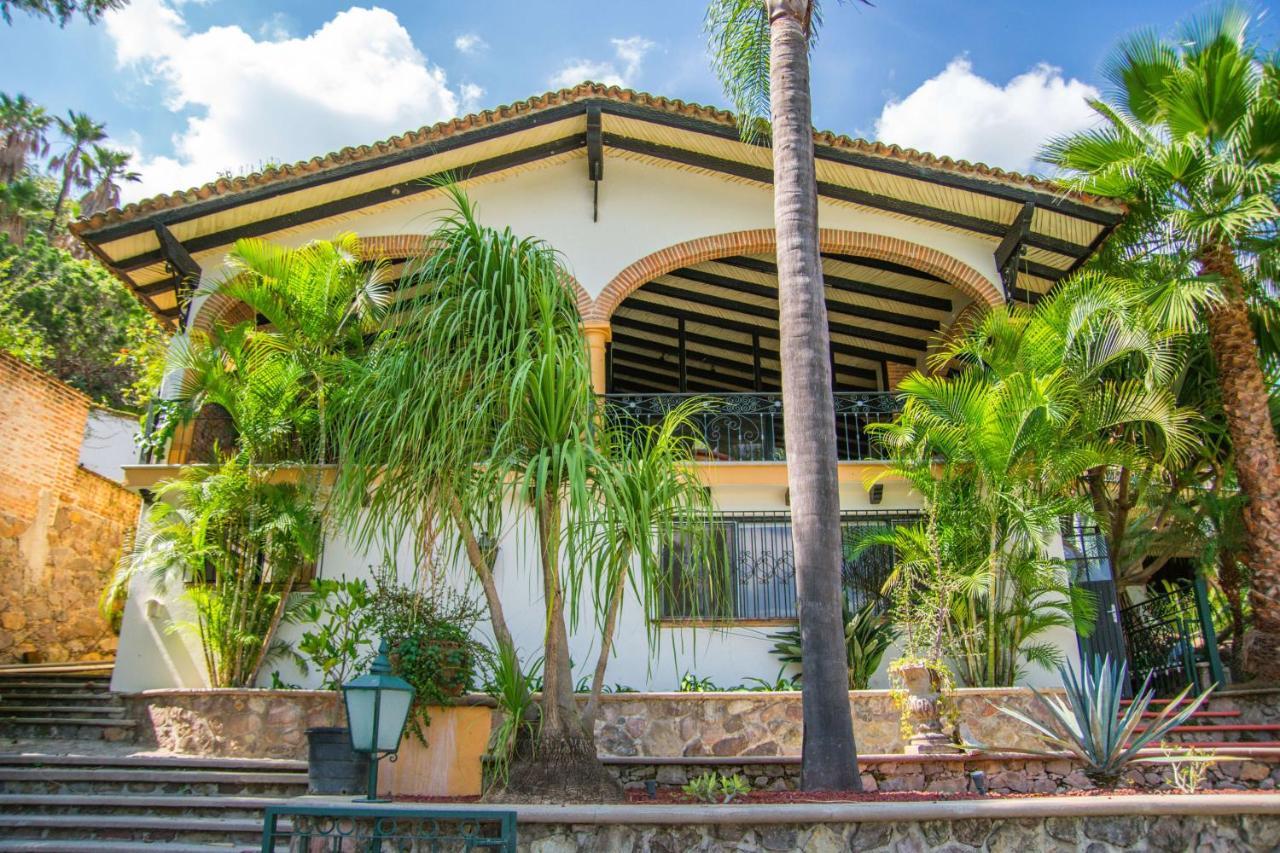 Casa Galeana- Tropical 1-Bd 1-Wc Mountain Top Luxury Suite With Stunning Views 아히힉 외부 사진