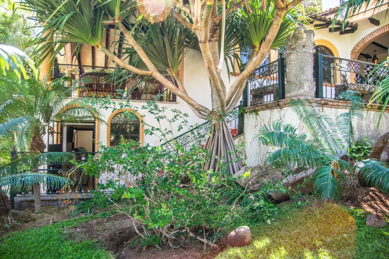 Casa Galeana- Tropical 1-Bd 1-Wc Mountain Top Luxury Suite With Stunning Views 아히힉 외부 사진