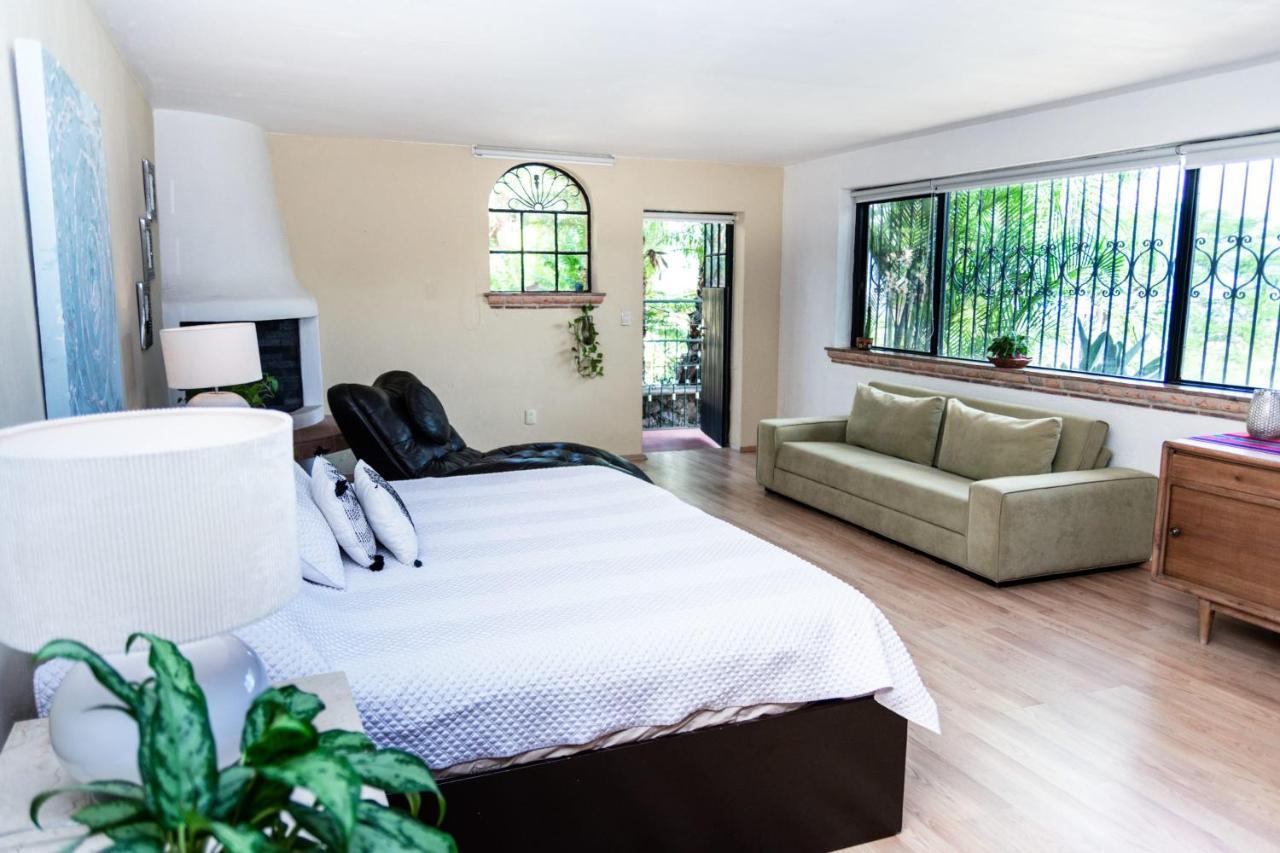 Casa Galeana- Tropical 1-Bd 1-Wc Mountain Top Luxury Suite With Stunning Views 아히힉 외부 사진
