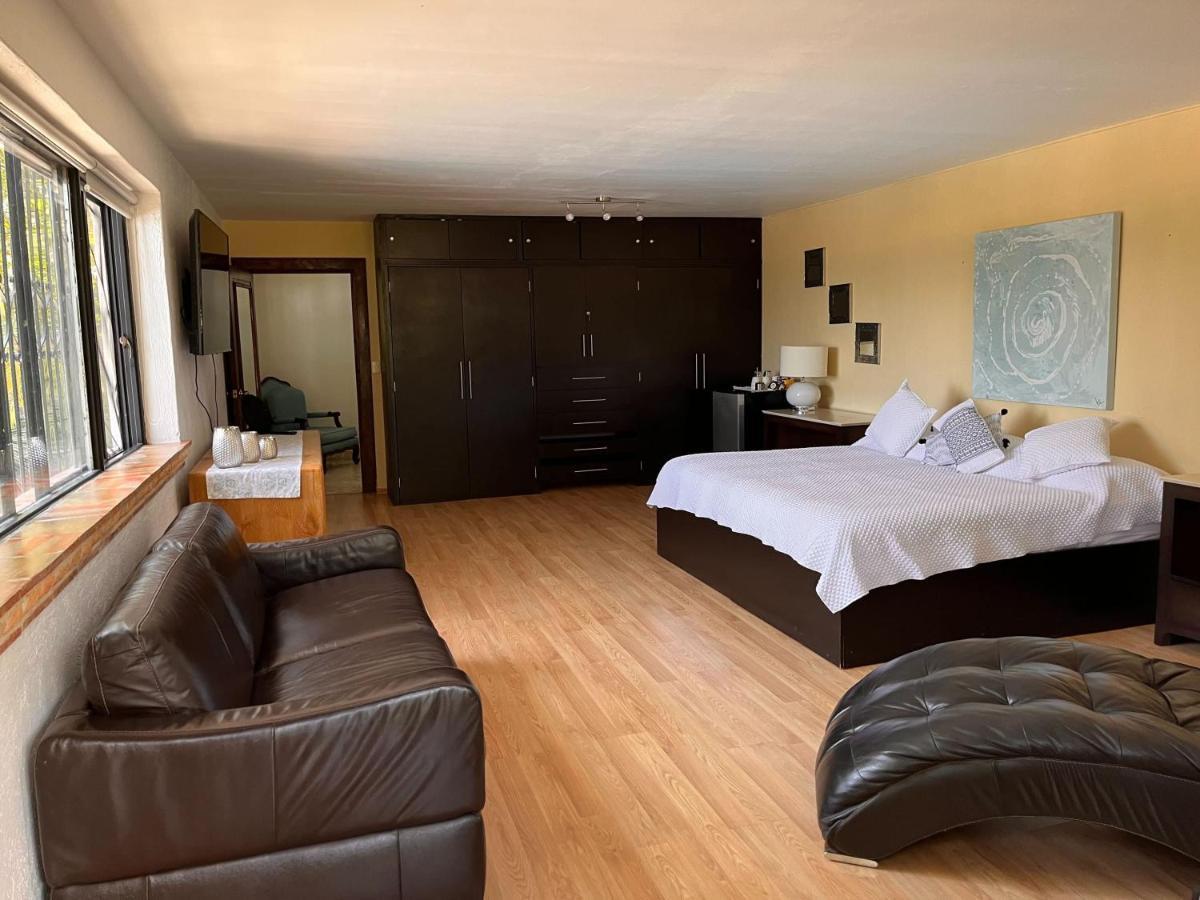 Casa Galeana- Tropical 1-Bd 1-Wc Mountain Top Luxury Suite With Stunning Views 아히힉 외부 사진