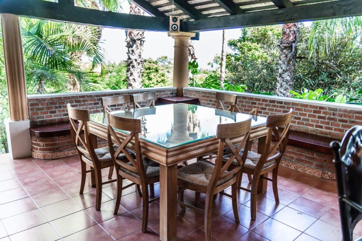 Casa Galeana- Tropical 1-Bd 1-Wc Mountain Top Luxury Suite With Stunning Views 아히힉 외부 사진