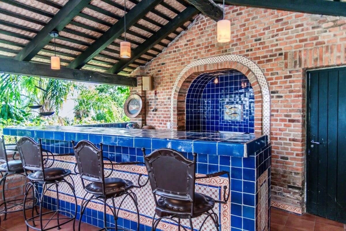 Casa Galeana- Tropical 1-Bd 1-Wc Mountain Top Luxury Suite With Stunning Views 아히힉 외부 사진