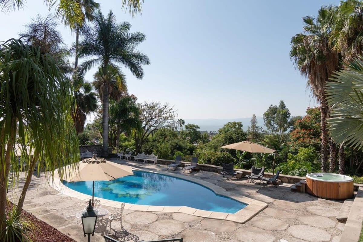 Casa Galeana- Tropical 1-Bd 1-Wc Mountain Top Luxury Suite With Stunning Views 아히힉 외부 사진